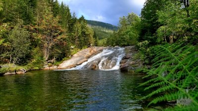 White Elbe watervallen en Devil's greppel cascades