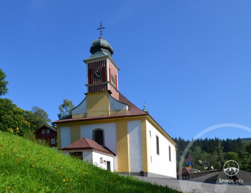 Bohoslužby a kostel sv. Petra - Špindlerův Mlýn