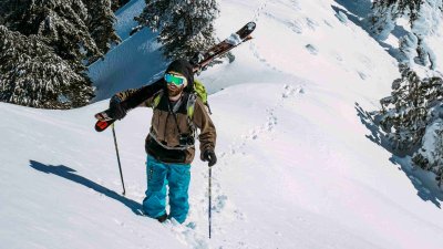 8 tips en aanbevolen routes voor toerskiën en ski-alpen in het Reuzengebergte en de omgeving van Špindlerův Mlýn