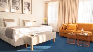 Asten Hotels, Hotel SAVOY