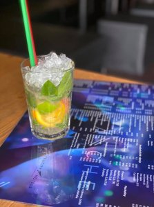 Avalanche bar - (Dolská)