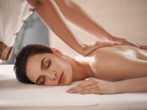 Thai massagebehandling TAWAN