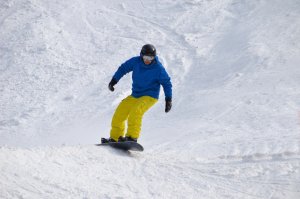Spindl Motion Rental - Melida snowboard rental
