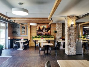 SAM restaurant & sushi bar