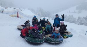 Snowtubing Svatý Petr u hotelu Olympie