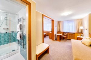 Noclegi - Hotel Sněžka - Szpindlerowy Młyn - Karkonosze