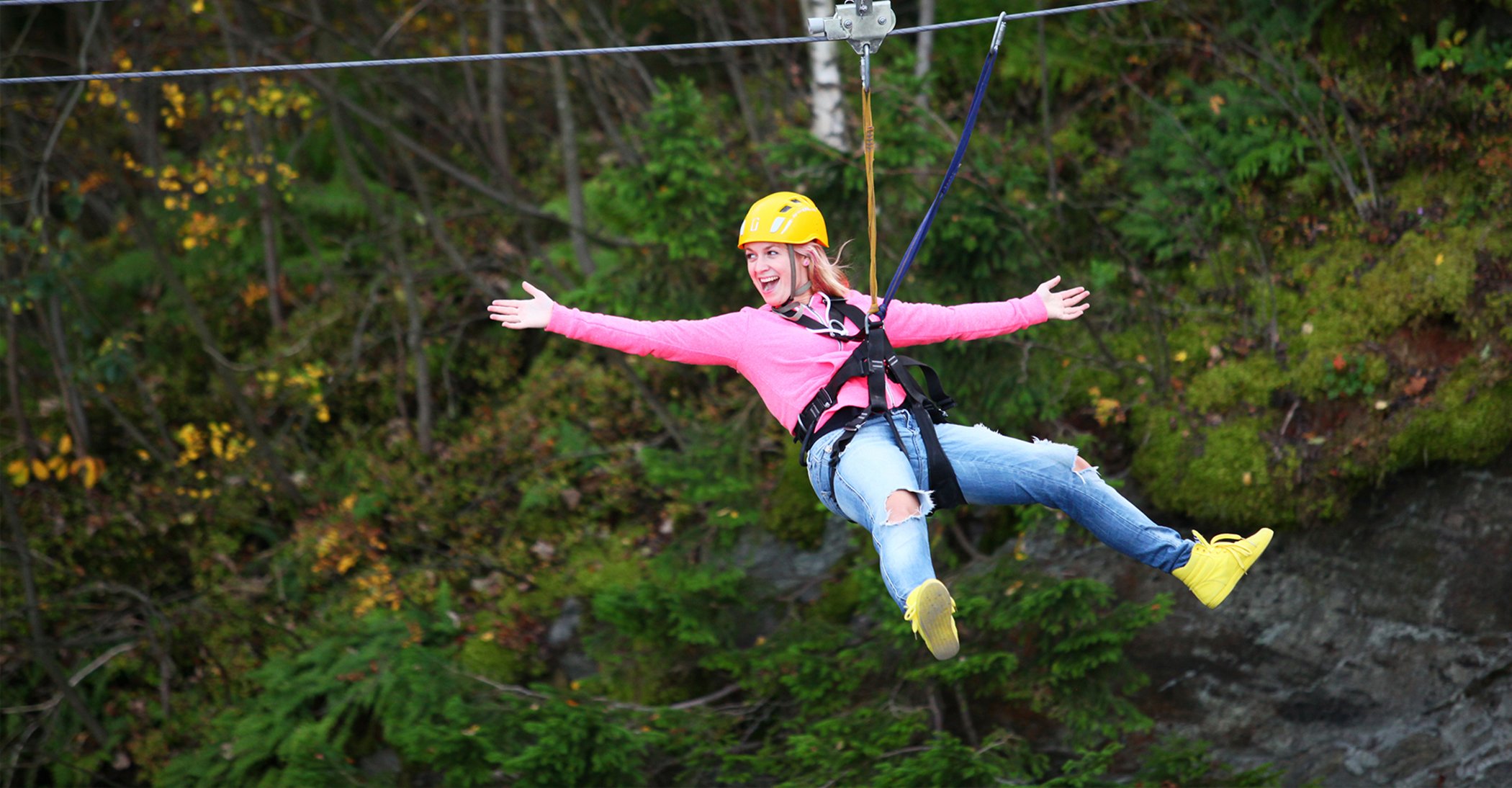 Zip line - přemostění přehrady - Yellow point